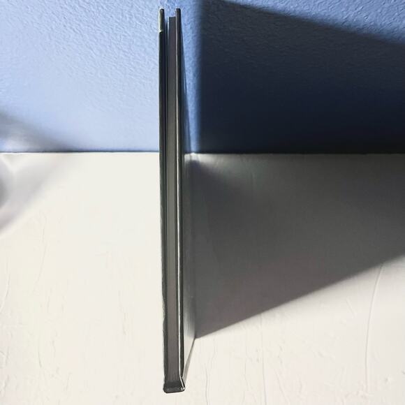 Warmachine Pirates Of The Broken Coast Hardcover Book - Picture 4 of 8